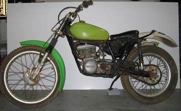 kawasaki old dirt bike