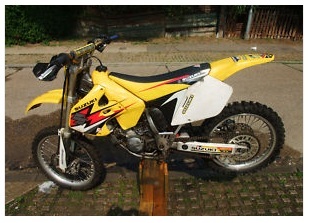 suzuki rm 125 suzuki dirt bike