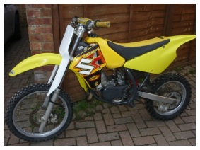 a cheap used suzuki RM80 dirtbike